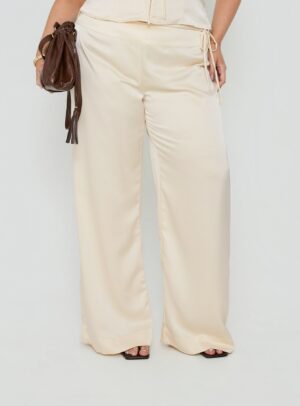 Alternative view of Aubrette Satin Tie Pants Cream Curve